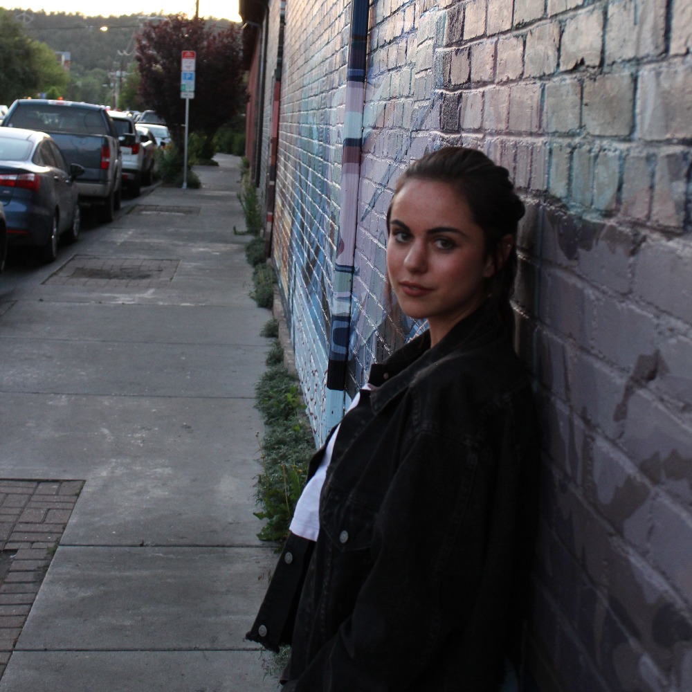 Meet your Posher, Hailey